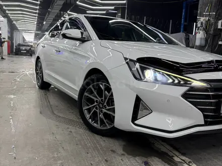 Hyundai Elantra 2019 года за 7 700 000 тг. в Шымкент – фото 4