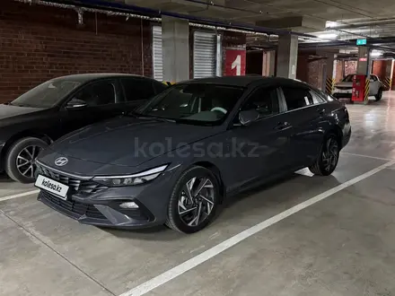 Hyundai Elantra 2023 года за 10 500 000 тг. в Астана – фото 4