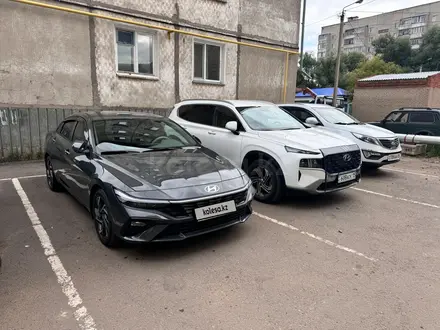 Hyundai Elantra 2023 года за 10 500 000 тг. в Астана – фото 3