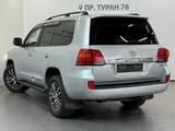 Toyota Land Cruiser Luxe 2012 годаүшін20 800 000 тг. в Астана – фото 2