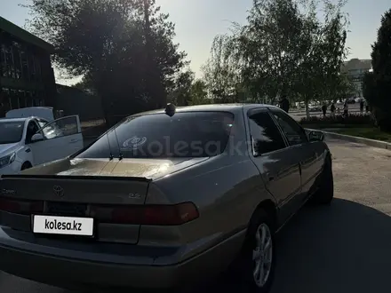Toyota Camry 1999 года за 2 800 000 тг. в Тараз – фото 3