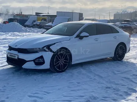 Kia K5 2021 года за 10 117 575 тг. в Астана – фото 3