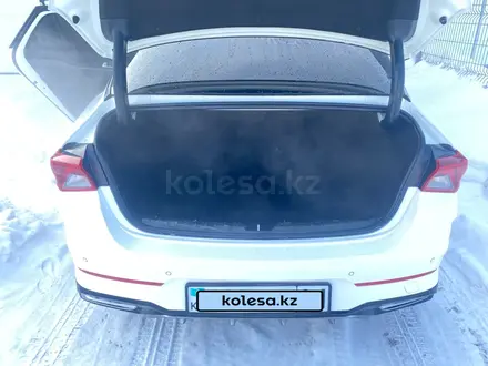 Kia K5 2021 года за 10 117 575 тг. в Астана – фото 14