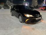 Toyota Camry 2016 года за 9 999 999 тг. в Актобе – фото 2