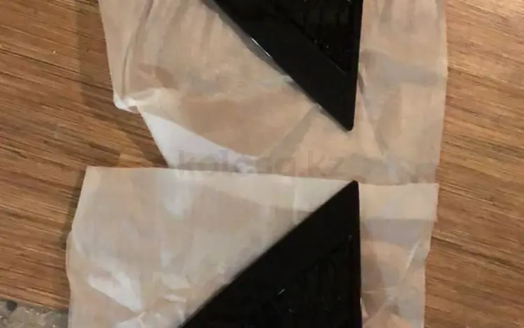 Крышки противотуманок Black Onix на Прадо 150 2021 за 40 000 тг. в Алматы