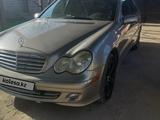 Mercedes-Benz C 240 2004 годаүшін2 900 000 тг. в Шымкент – фото 3