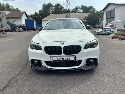 BMW 550 2015 года за 18 000 000 тг. в Алматы – фото 2