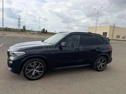 BMW X5 2021 года за 35 700 000 тг. в Астана – фото 14