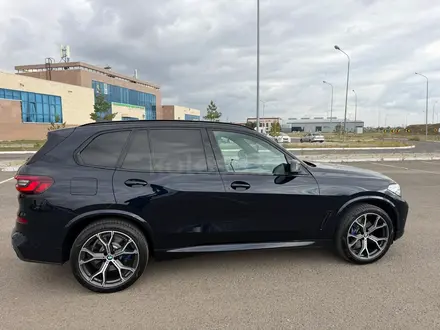BMW X5 2021 года за 35 700 000 тг. в Астана – фото 15