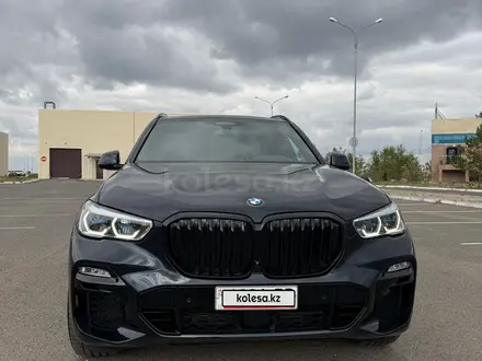 BMW X5 2021 года за 35 700 000 тг. в Астана – фото 7