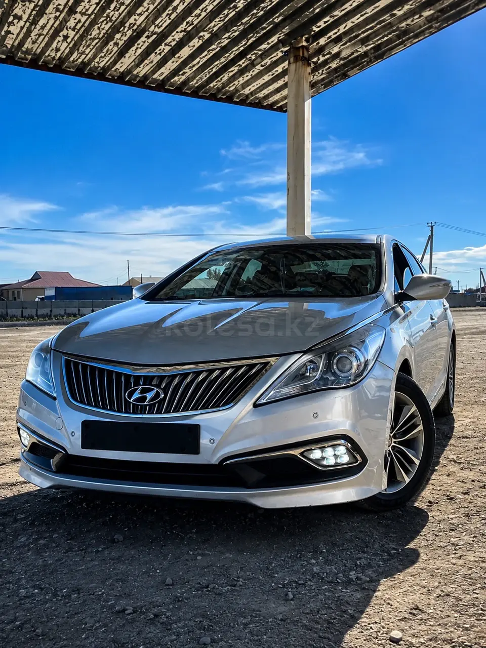 Hyundai Grandeur, 2015