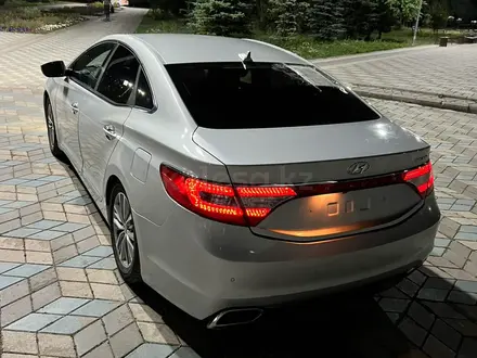 Hyundai Grandeur 2015 года за 5 500 000 тг. в Караганда – фото 5