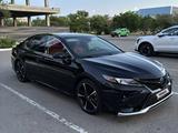 Toyota Camry 2019 года за 11 500 000 тг. в Актау