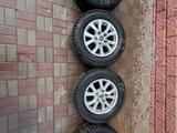Комплект живых дисков с живой зимней резиной за 300 000 тг. в Алматы