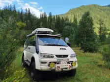 Mitsubishi Delica, 2000