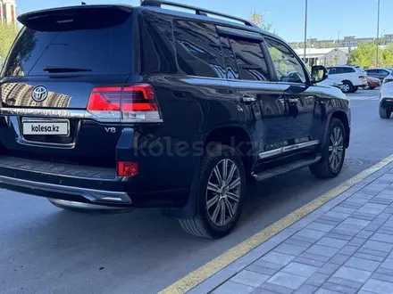 Toyota Land Cruiser 2017 года за 34 000 000 тг. в Караганда – фото 6