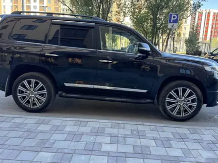 Toyota Land Cruiser 2017 года за 34 000 000 тг. в Караганда – фото 7