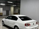 Volkswagen Passat 2006 года за 2 850 000 тг. в Астана – фото 4