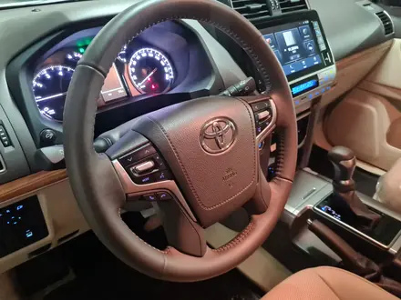 Toyota Land Cruiser Prado 2023 года за 40 500 000 тг. в Алматы – фото 19