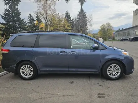 Toyota Sienna 2013 года за 13 000 000 тг. в Алматы – фото 3