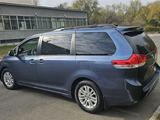 Toyota Sienna 2013 года за 13 000 000 тг. в Алматы – фото 4