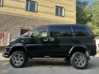 Mitsubishi Delica