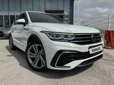 Volkswagen Tiguan 2021 года за 20 490 000 тг. в Шымкент