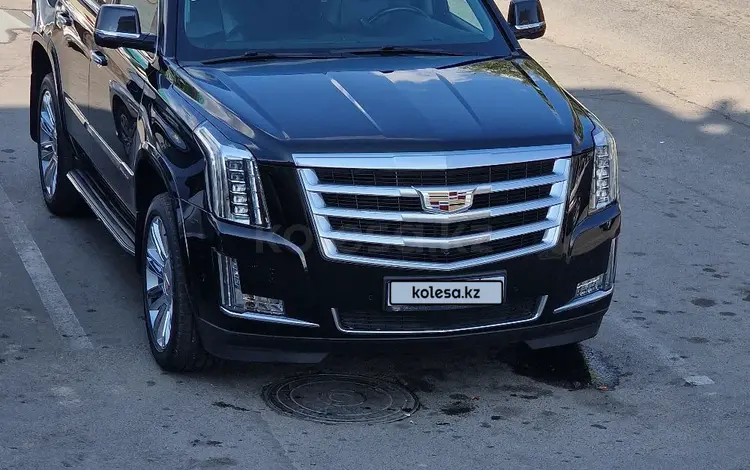 Cadillac Escalade 2018 годаүшін32 500 000 тг. в Алматы