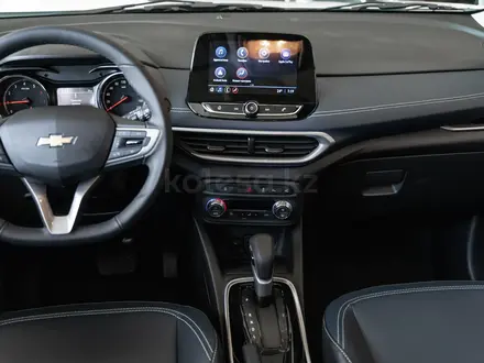 Chevrolet Tracker Premier 2024 года за 10 390 000 тг. в Алматы – фото 16