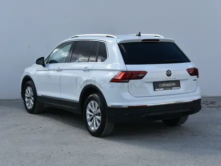 Volkswagen Tiguan 2021 года за 10 750 000 тг. в Атырау – фото 6
