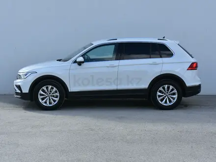 Volkswagen Tiguan 2021 года за 10 750 000 тг. в Атырау – фото 5