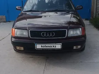 Audi 100