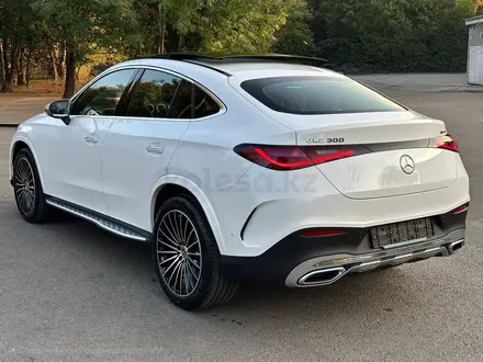 Mercedes-Benz GLC Coupe 300 4MATIC 2024 года за 43 300 000 тг. в Алматы – фото 2