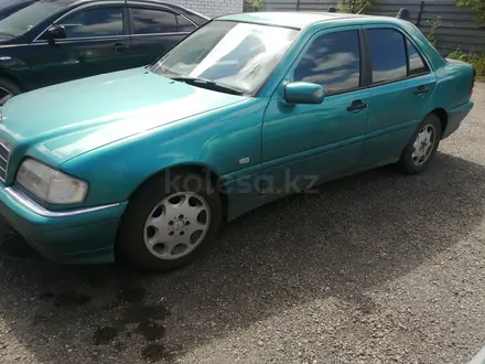 Mercedes-Benz C 180 1997 года за 1 800 000 тг. в Астана – фото 2