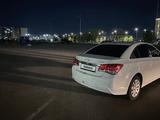 Chevrolet Cruze 2014 годаүшін4 200 000 тг. в Астана – фото 2