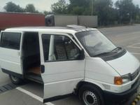 Volkswagen Transporter 1993 года за 2 600 000 тг. в Алматы