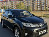 Toyota RAV4 2013 года за 7 600 000 тг. в Актобе – фото 2