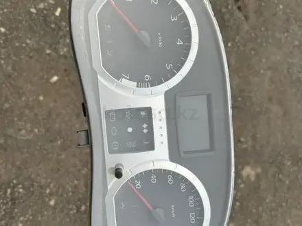 Щеток преборов за 35 000 тг. в Астана