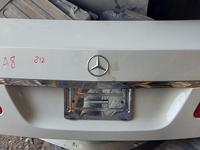 Крышка багажника Mercedes W212үшін111 000 тг. в Алматы