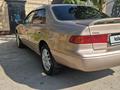 Toyota Camry 2000 года за 3 950 000 тг. в Шымкент – фото 9