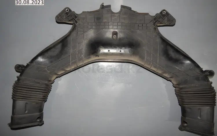 Воздухозаборник верхний за 14 000 тг. в Алматы