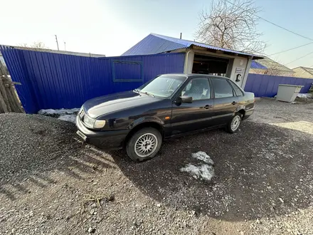 Volkswagen Passat 1994 года за 1 400 000 тг. в Темиртау – фото 4