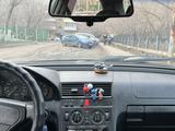 Mercedes-Benz C 180 1995 года за 1 250 000 тг. в Караганда – фото 4