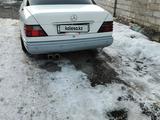 Mercedes-Benz E 230 1989 года за 1 400 000 тг. в Есик