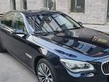 BMW 740 2015 годаүшін15 700 000 тг. в Алматы – фото 3