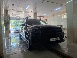 Mercedes-Benz GL 500