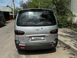 Hyundai Starex 2004 года за 3 500 000 тг. в Алматы – фото 2