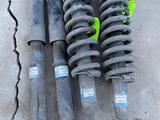 Амортизаторы и пружины комплект Tokico за 100 000 тг. в Алматы – фото 2