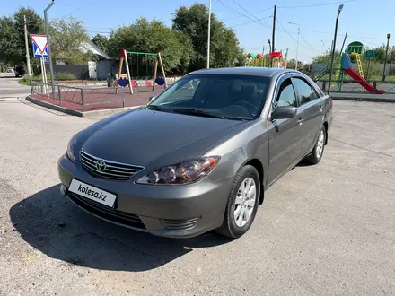 Toyota Camry 2004 года за 5 000 000 тг. в Алматы – фото 18