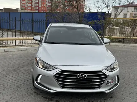 Hyundai Elantra 2018 года за 5 500 000 тг. в Актау